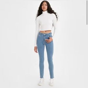 Levi's - 721 High Rise Skinny in 27